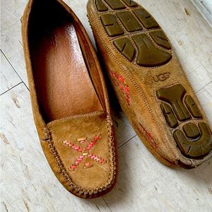 UGG RUSTIC WEAVE MOCCASINS